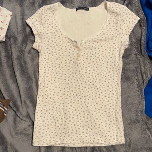 Brandy Melville top